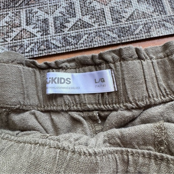 Urban Planet Green Elastic Waist Shorts - Picture 2 of 3